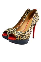Zapatos de taco Via Uno animal print leopardo con planta roja y negra