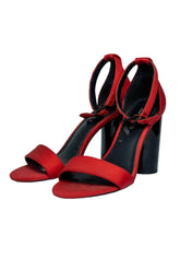 Tacos rojos Call it Spring