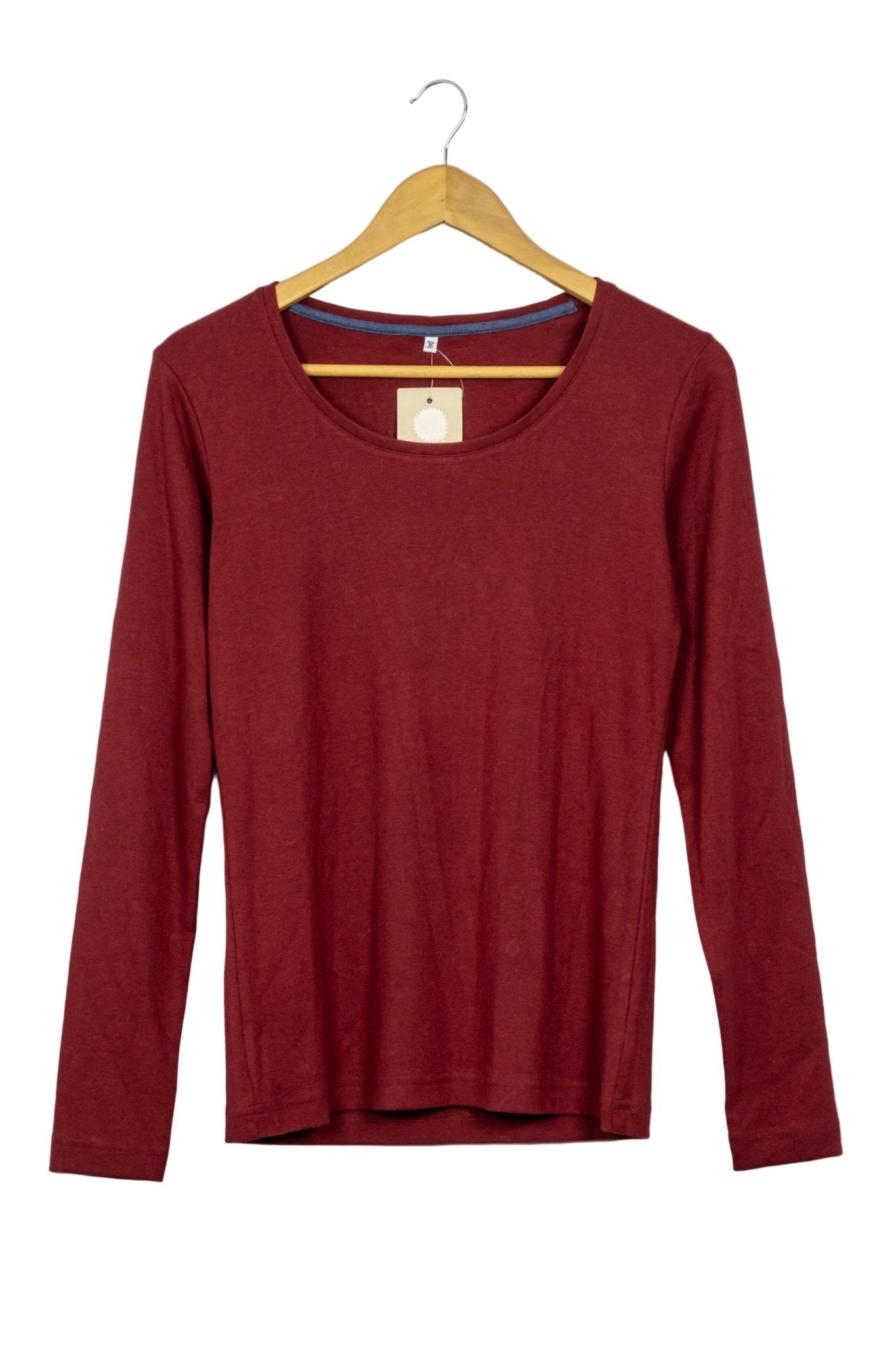 Polo rojo manga larga cuello redondo