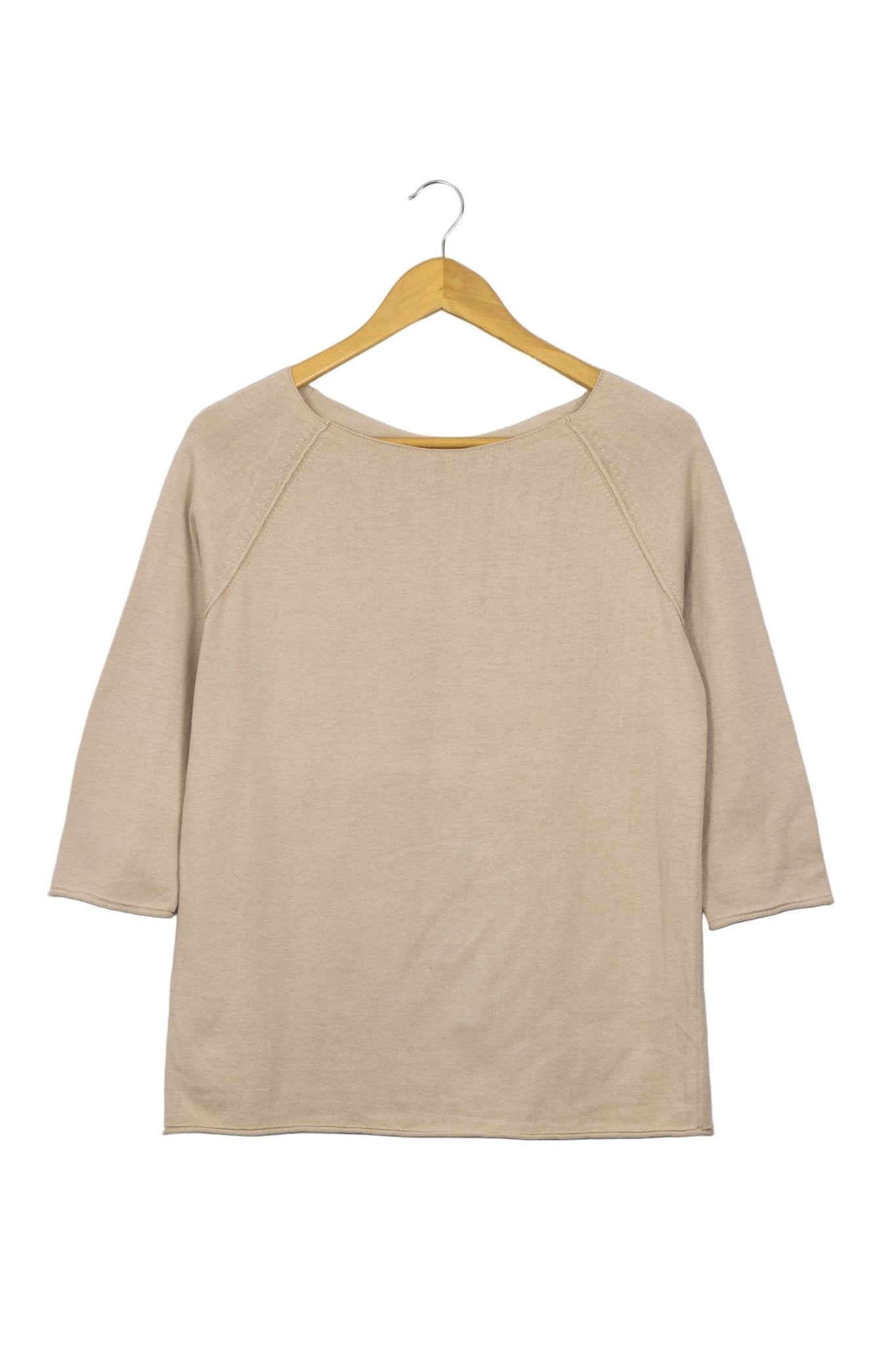 Chompa Grune Erde beige manga 3/4, costuras externas