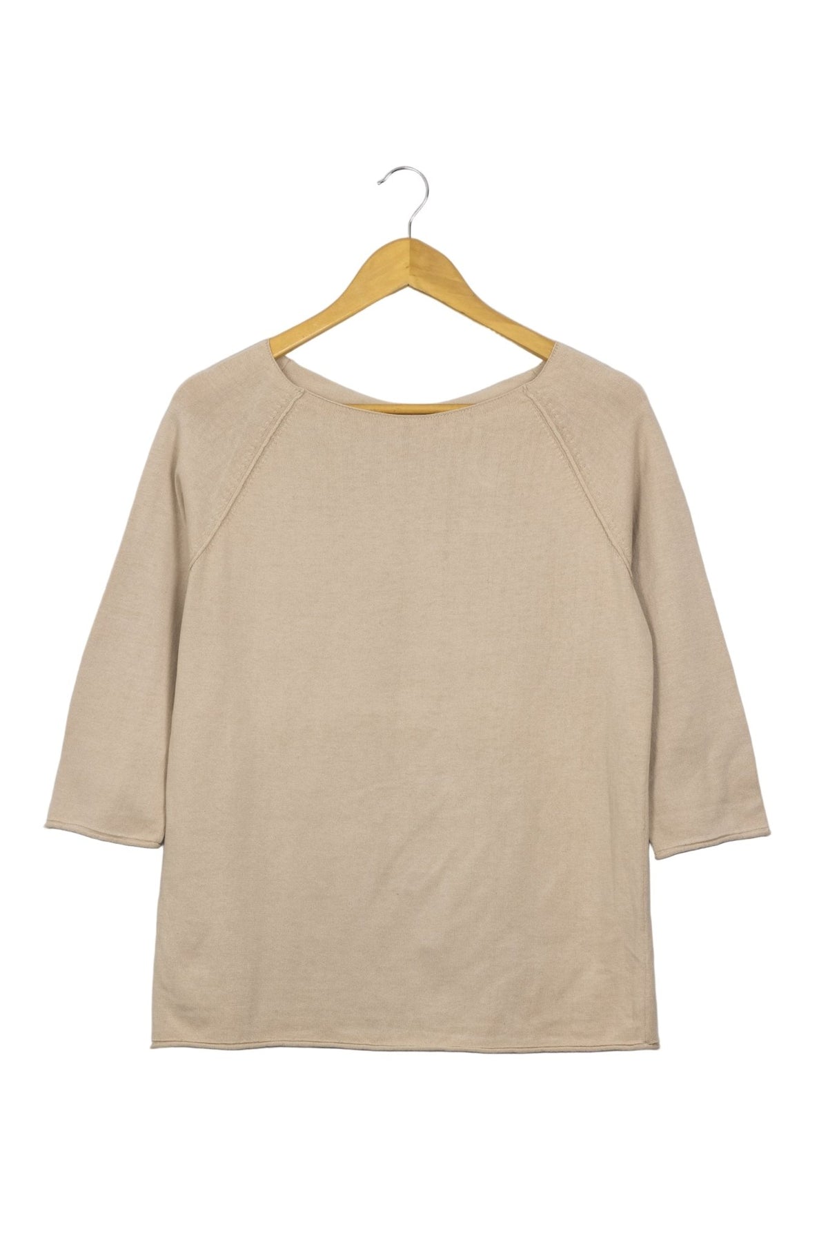 Chompa Grune Erde beige manga 3/4, costuras externas