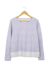 Chompa lila y blanco cuello redondo