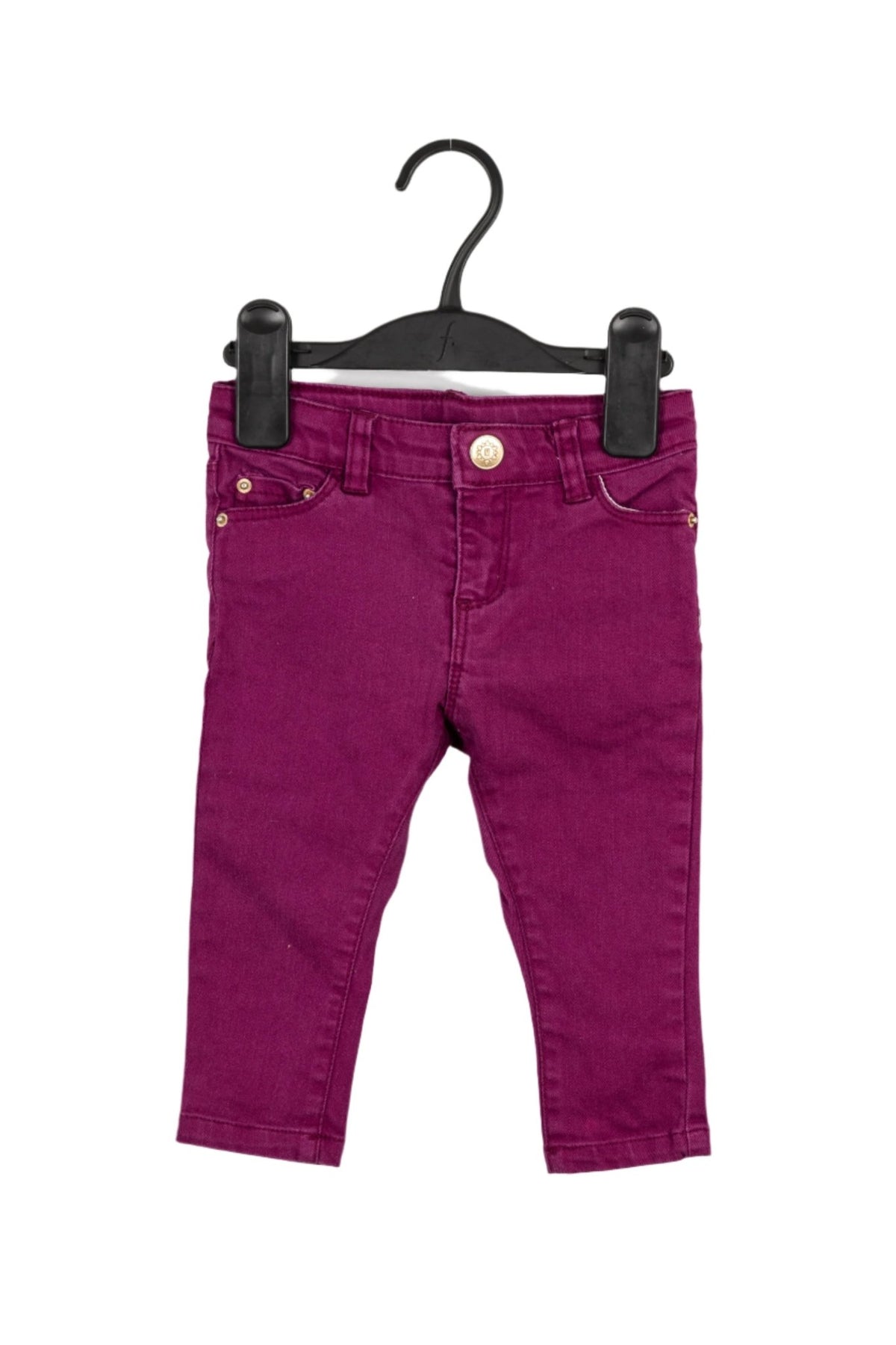 Pantalón morado tipo jean
