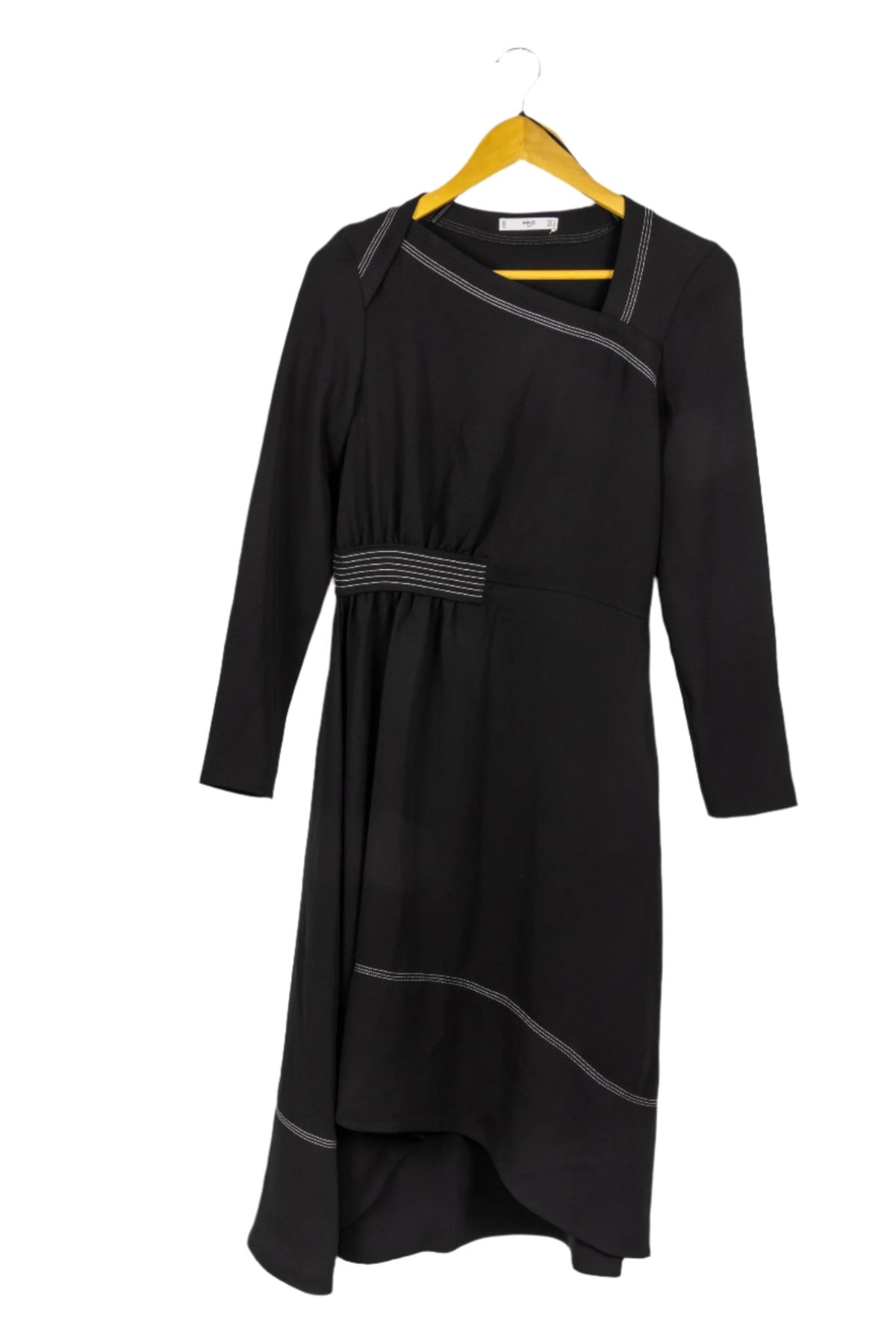 Vestido largo negro con rayas blancas