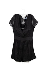 Rumper negro de encaje con forro