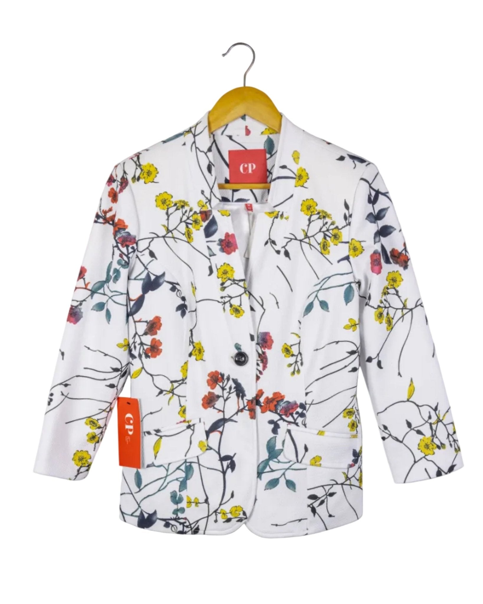 Blazer CP, fondo blanco con estampado floral